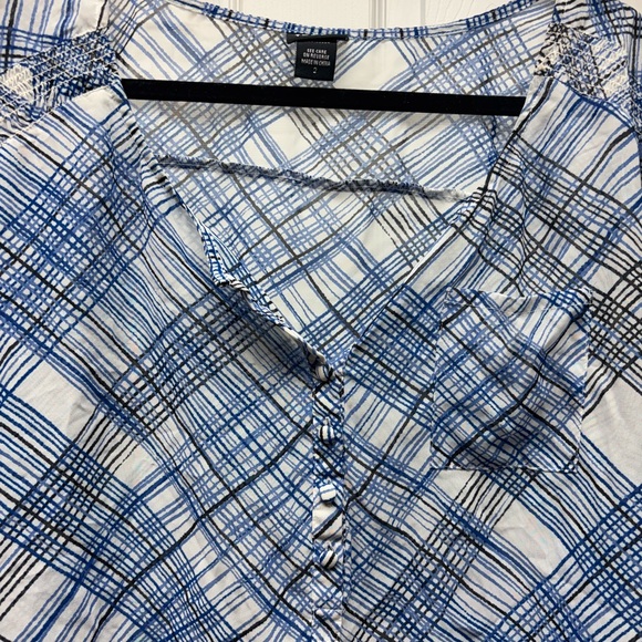 Torrid Blue Black White Plaid Print Blouse Top Size 2 (18/20) - Picture 2 of 6